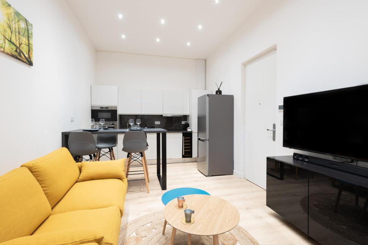 Ferienwohnung Le Notre Dame - Petit Cocon Dans Lyon 6Eme Exterior foto
